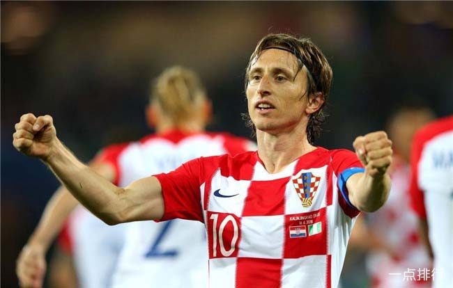 日本队击败德国队，张本美和横扫考夫蔓，香港队击败日本队