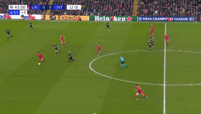 替补球员凯恩梅开三度 拜仁5‑0血洗斯图加特